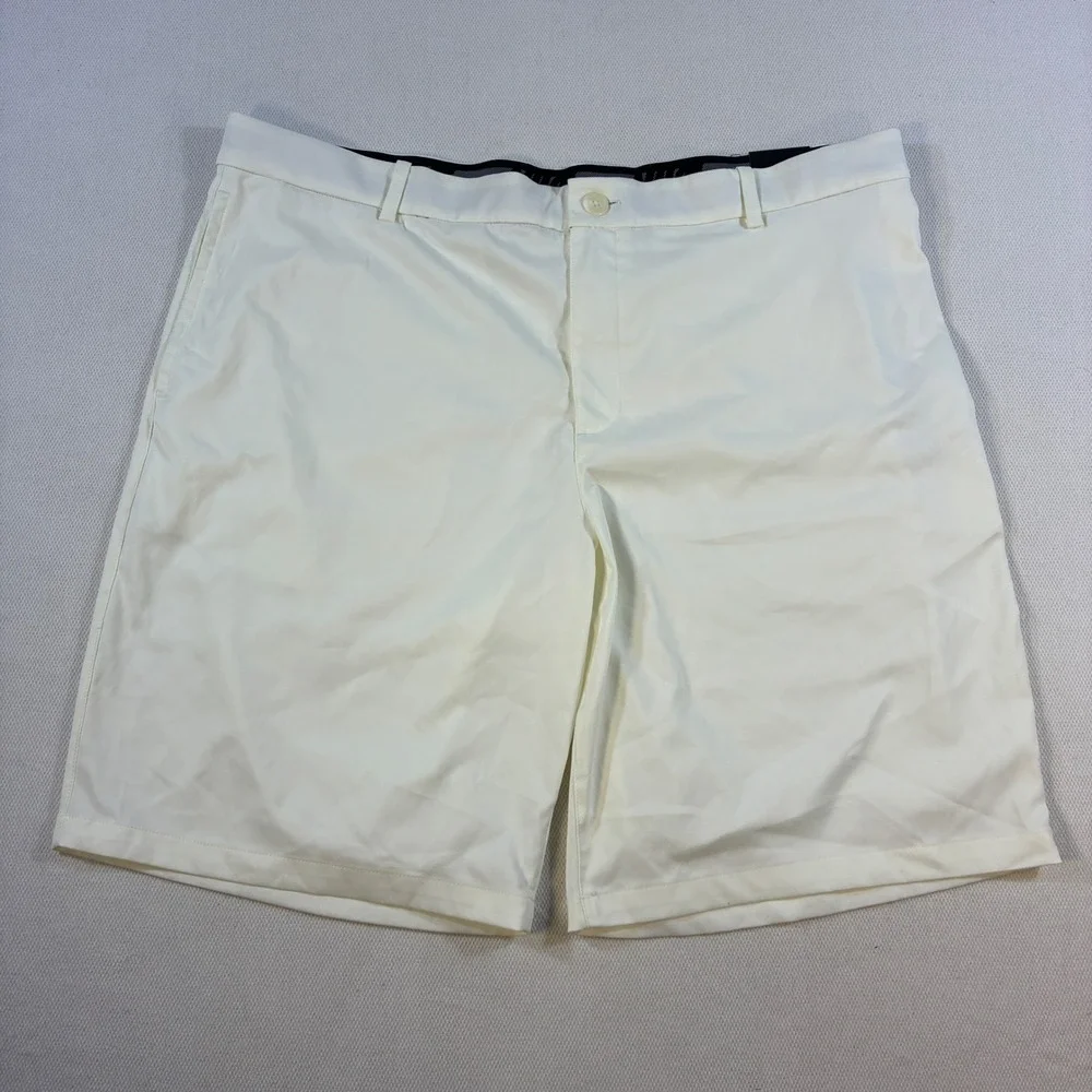 Nike‎ Dri-FIT Shorts Men's 40 White Golf Standard Fit Flat Front Athletic Casual